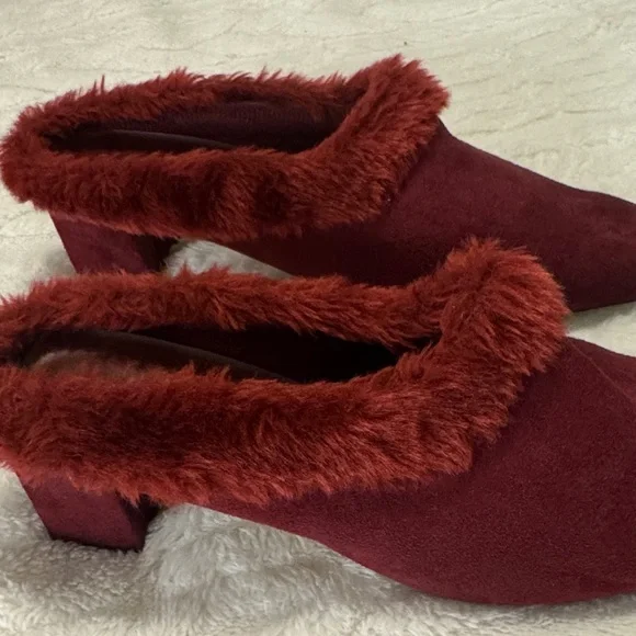 Annie Wine Red Faux Fur Trim Mules - Picture 2 of 9